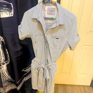 Vineyard Vines Performance romper size 14